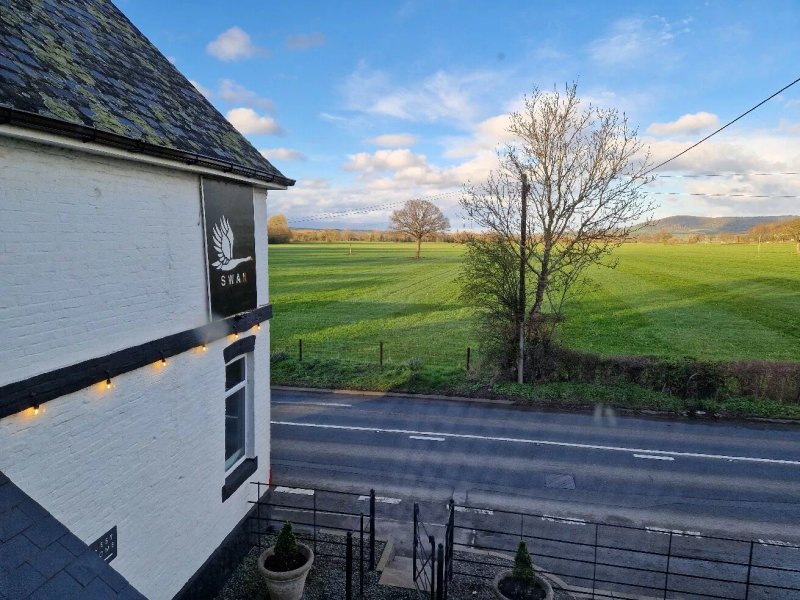 Swan Inn Letton