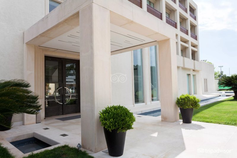 Plaza Resort Hotel