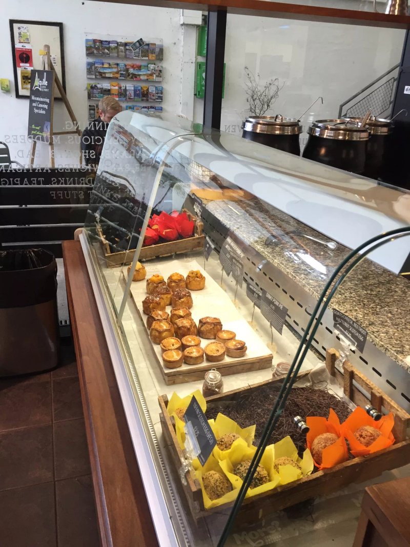 More? Artisan Bakery