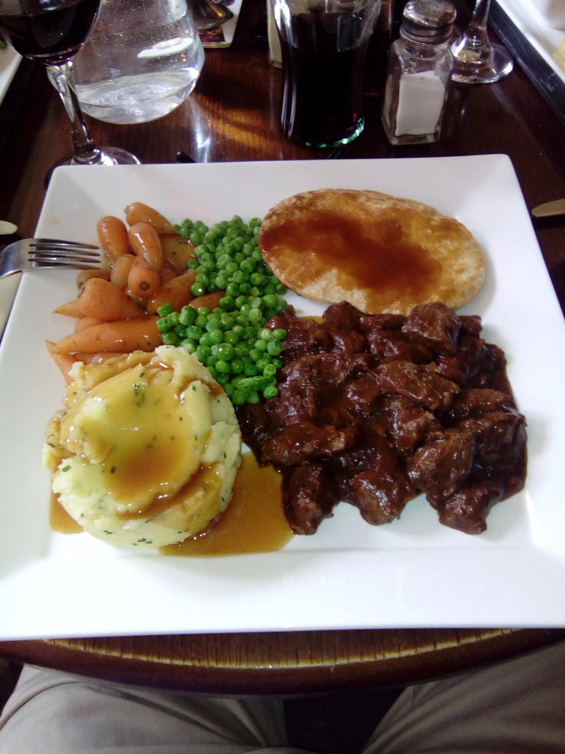 Royal Horseshoes Inn Restaurant