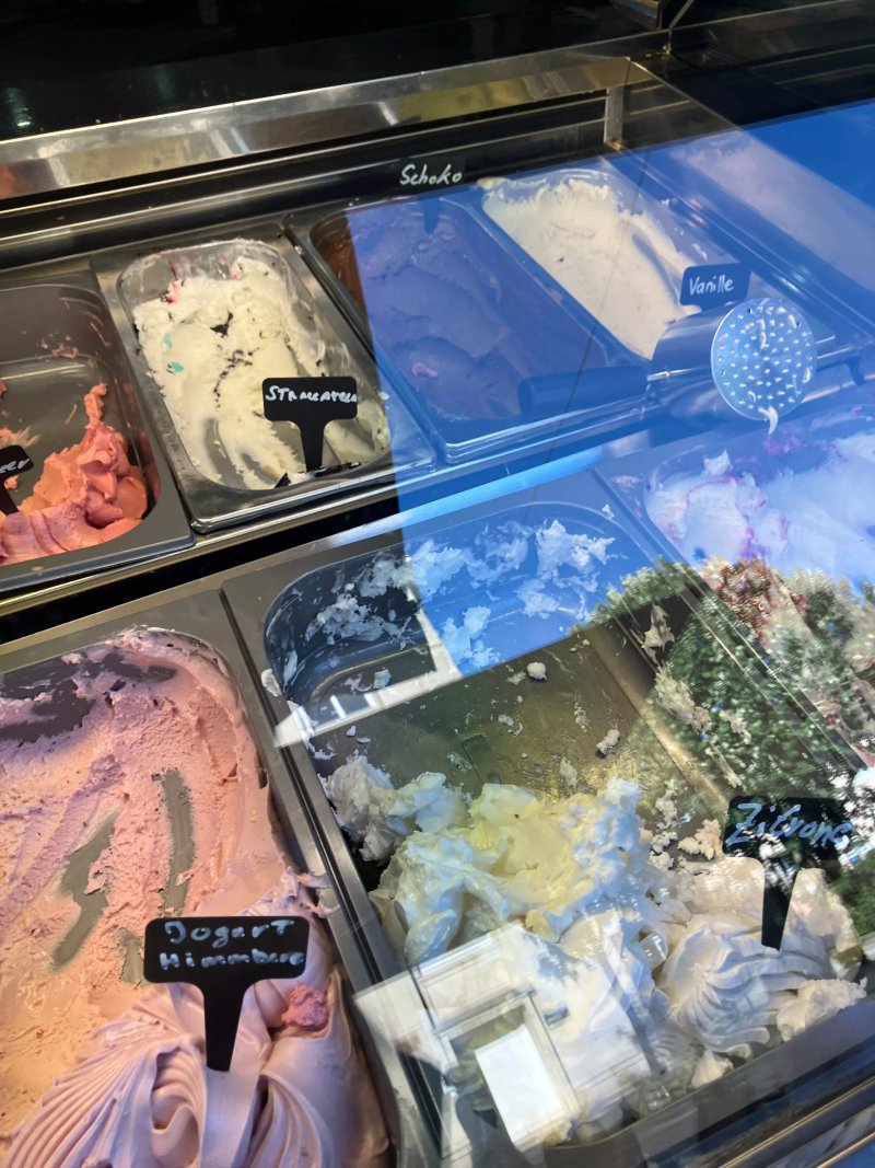 Eiscafe Venezia Da Leart