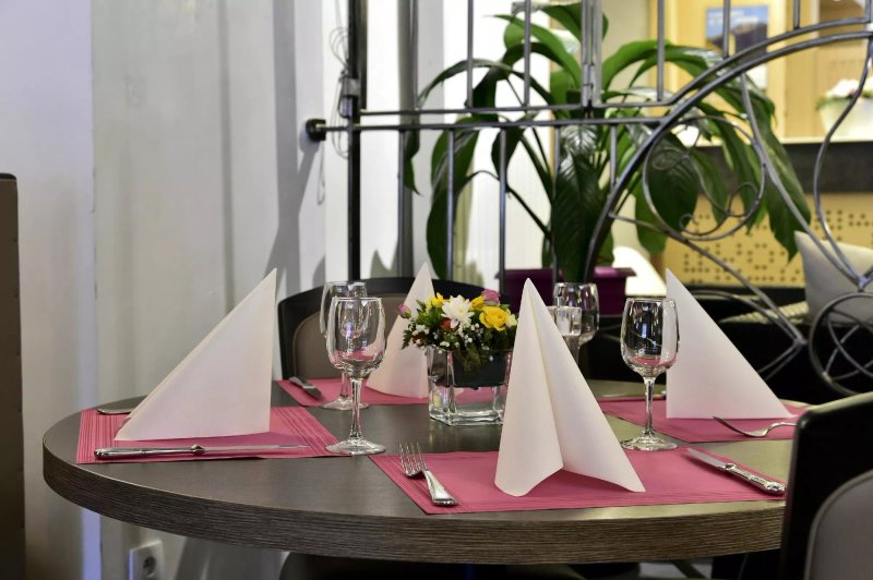 Hotel Lacour Restaurant