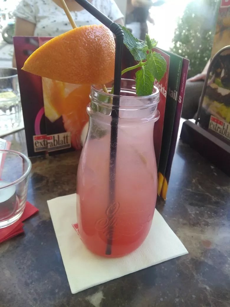 Cafe Extrablatt