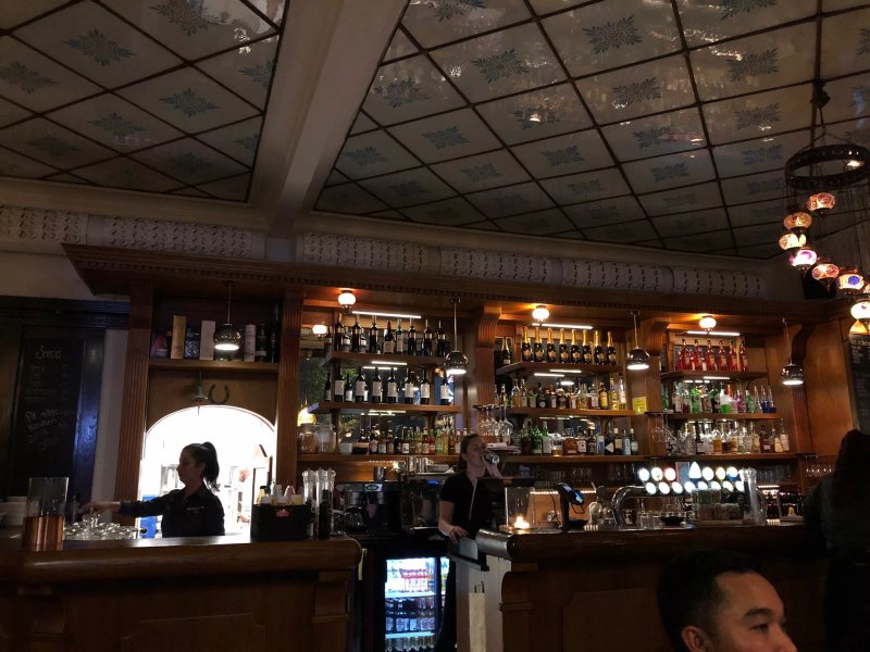 Restaurang M5 pub