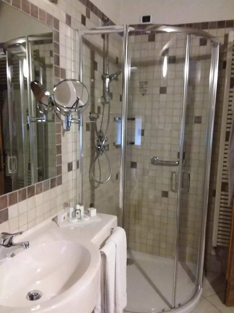 Hotel Crosal