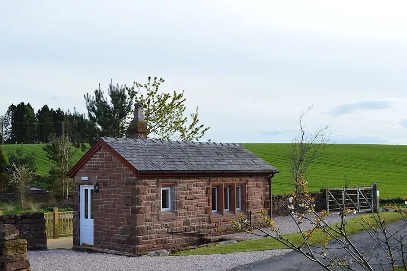 Renovated Railway Weigh Office In A Tranquil Location and perfect for Stargazing