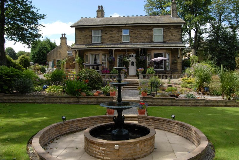 Elder Lea House