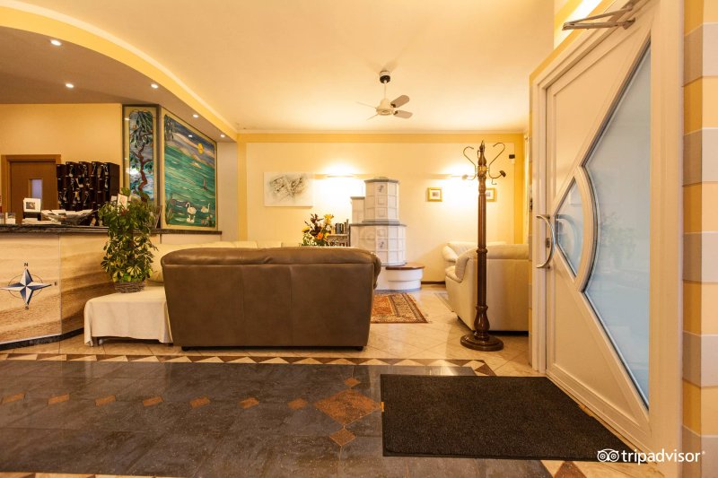 Hotel La Bussola