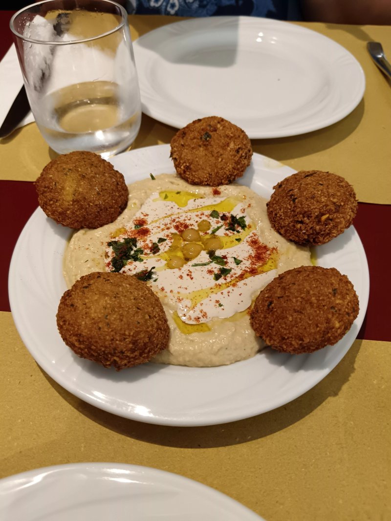 Gam Gam Kosher Restaurant