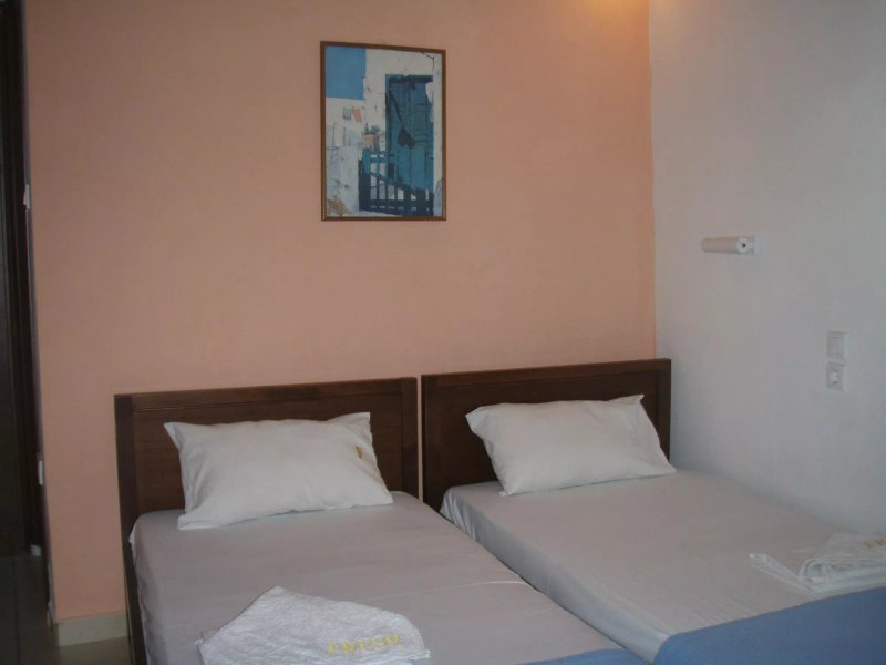 Fresh Rooms and Studios