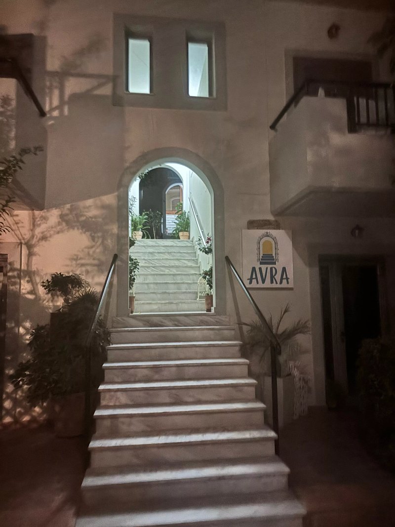 Avra