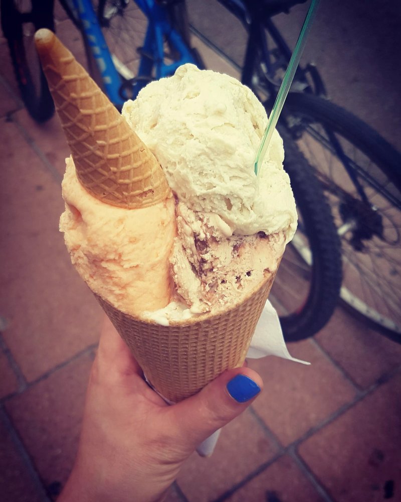 Les Glaces Romane