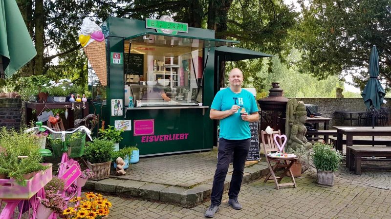 Eiscafe am Rheinturm
