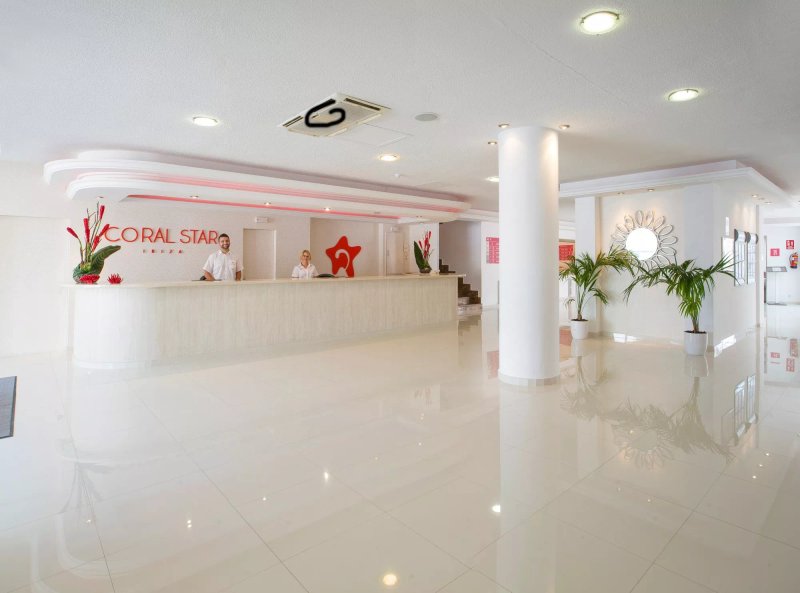 Coral Star Hotel & Apartments
