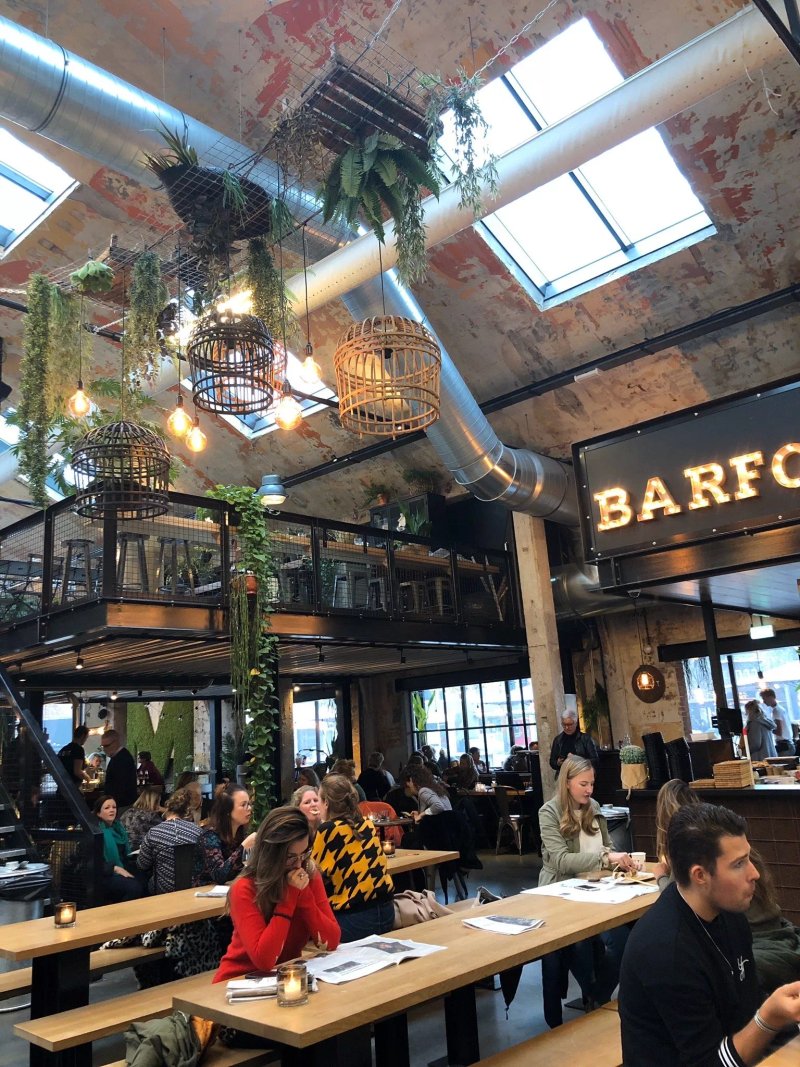 Foodhall Mout