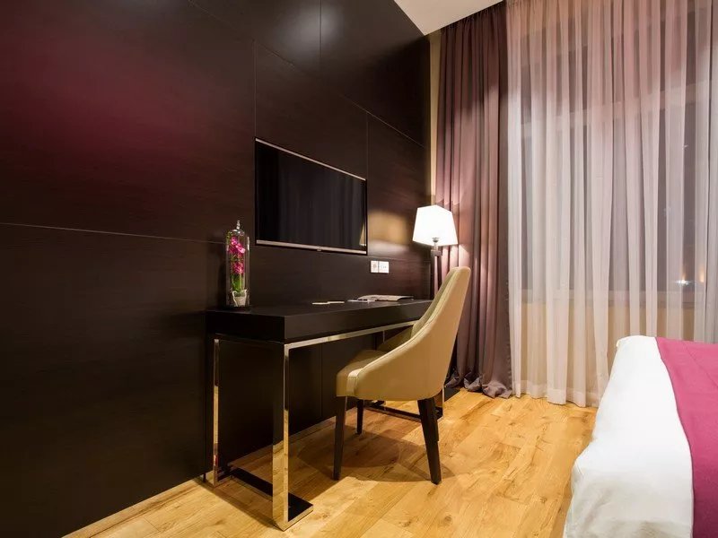 Maccani Luxury Suites