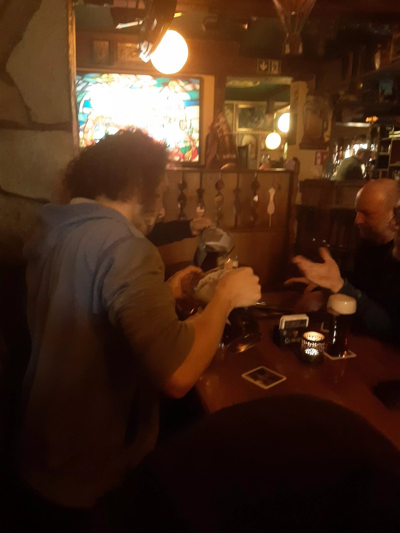 Golden Harp Irish Pub
