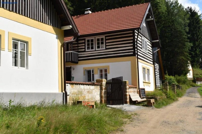Hlucov