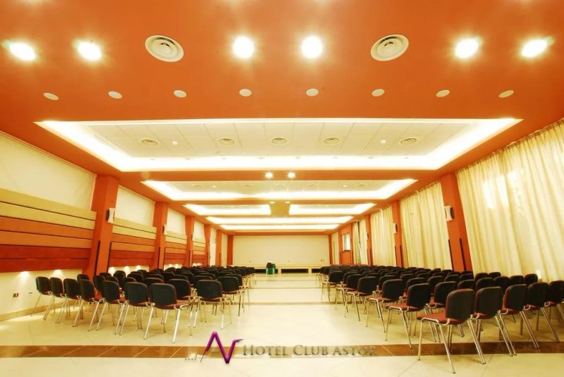 Hotel Club Astor