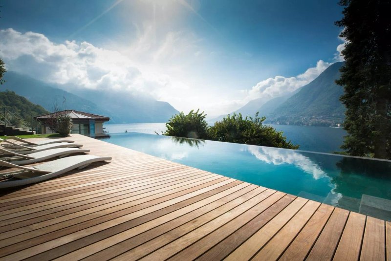 Villa Làrio Lake Como