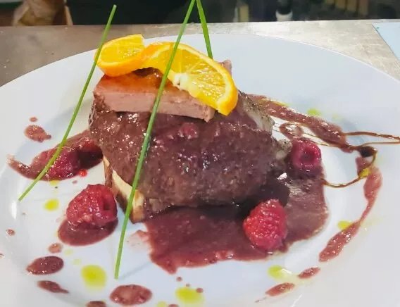 Luna Restaurant