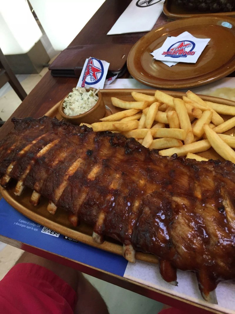 Foster's Hollywood