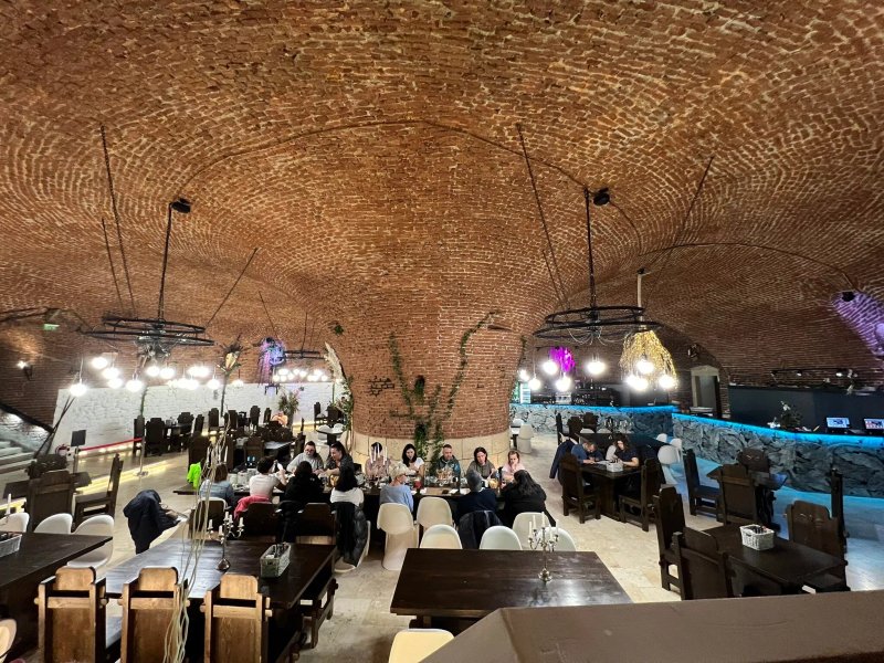 Restaurants & cafés