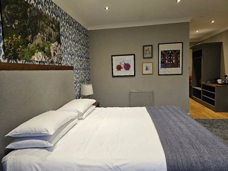 The Woodborough Inn