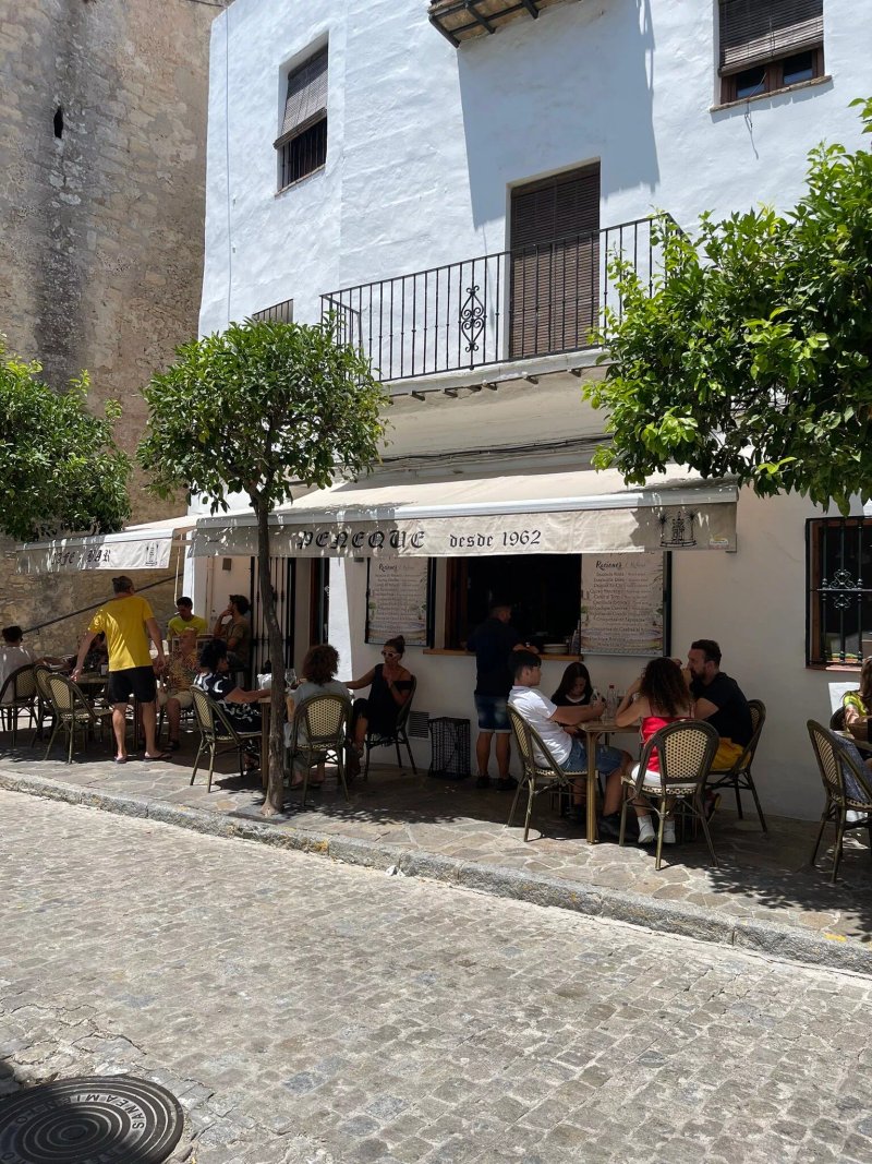 Bar Peneque