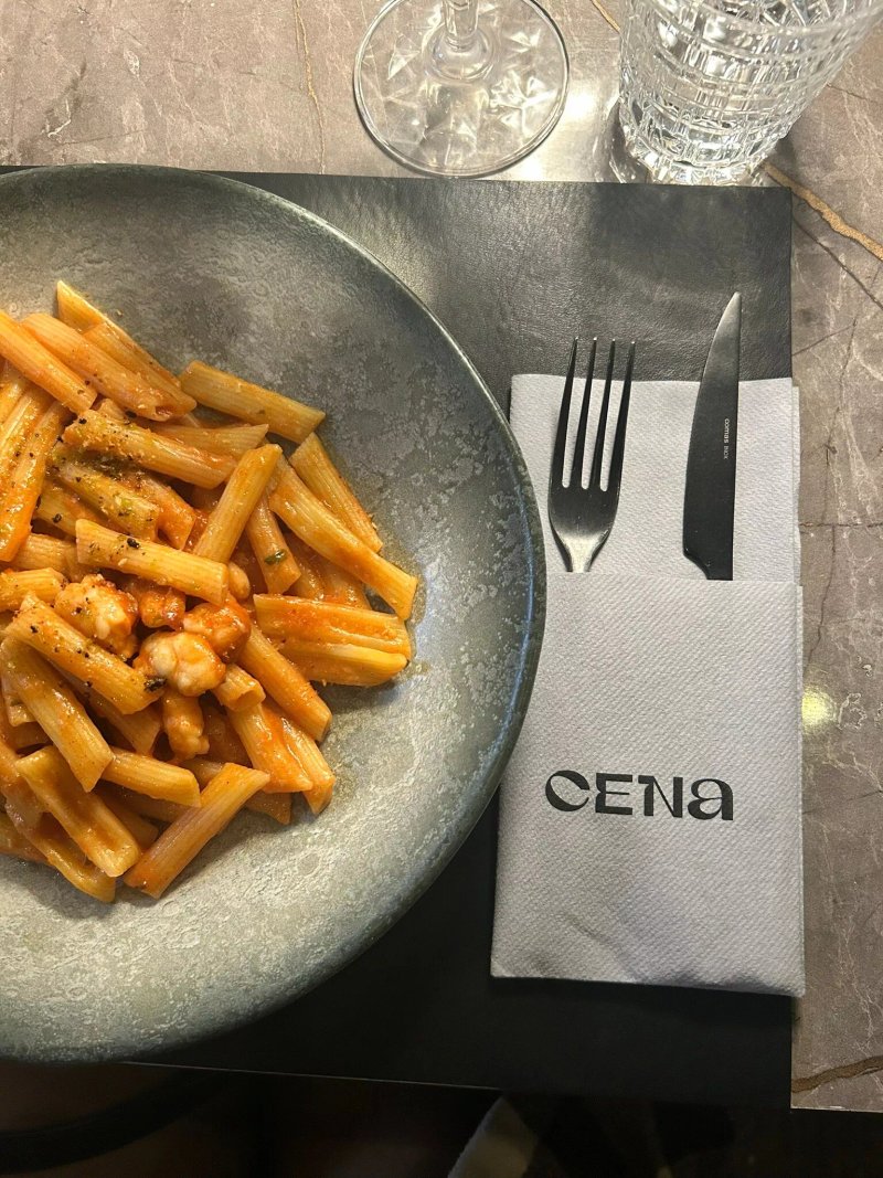Cena