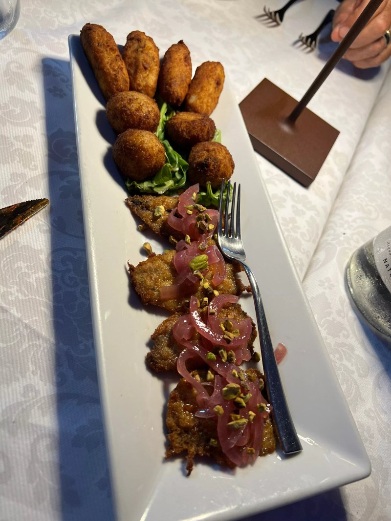 Brizo Restaurant