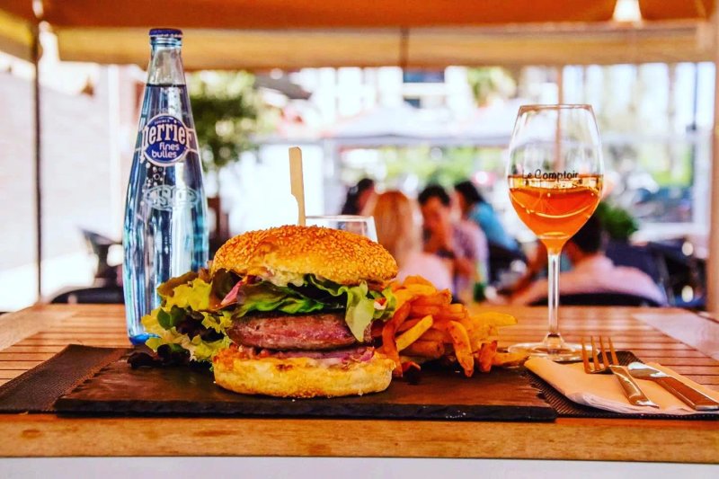 Le Comptoir