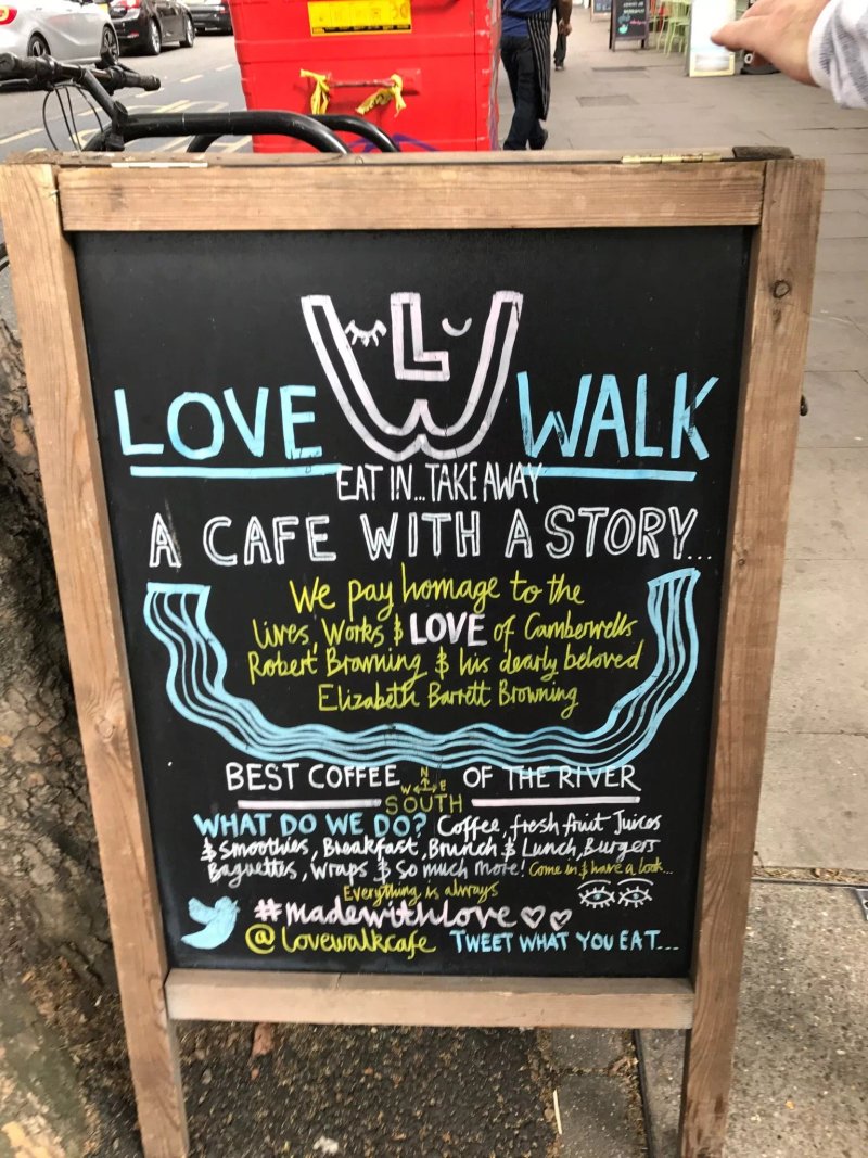 Love walk cafe