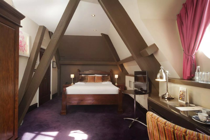 The Great Victoria Hotel