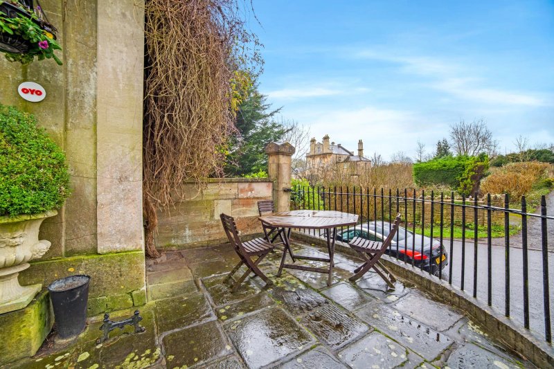 OYO Bailbrook Lodge