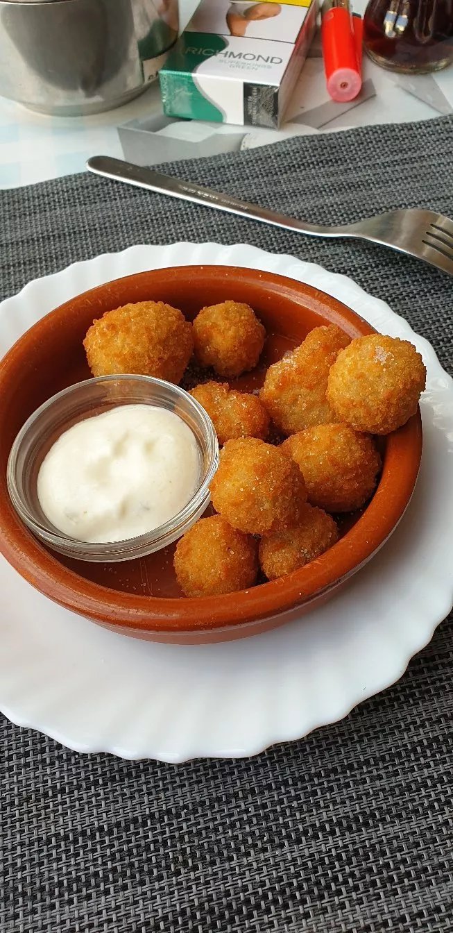 Cavern Bar and Restaurant - Costa Teguise