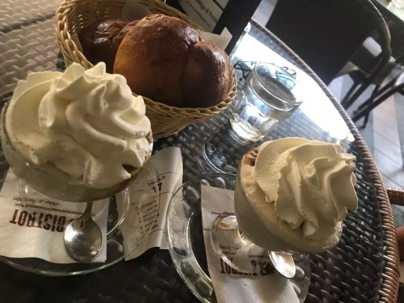 Bistrot obbligo di fermata
