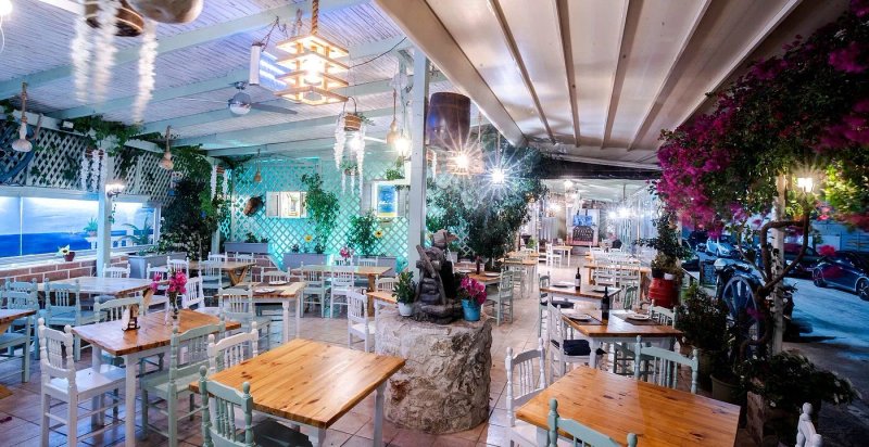 Country Kitchen