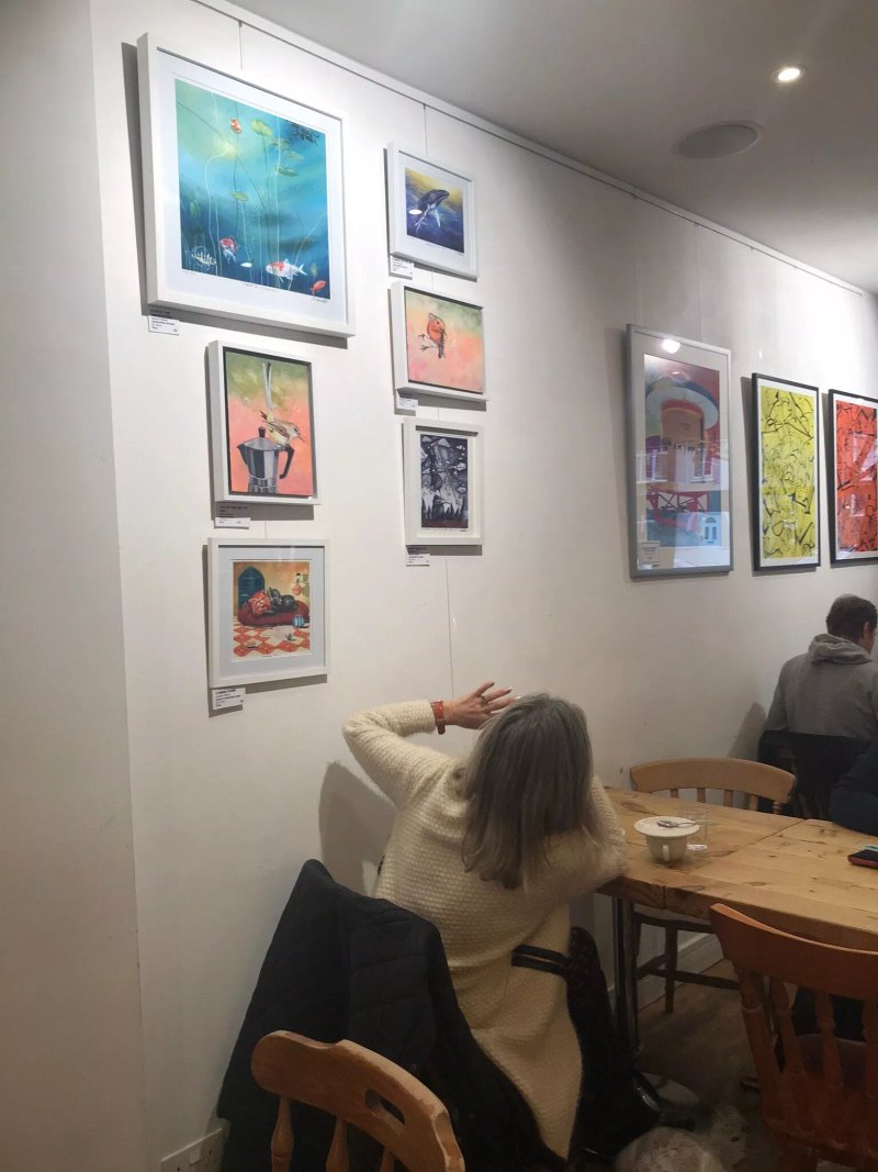 Sunshine Books, Art and Coffee