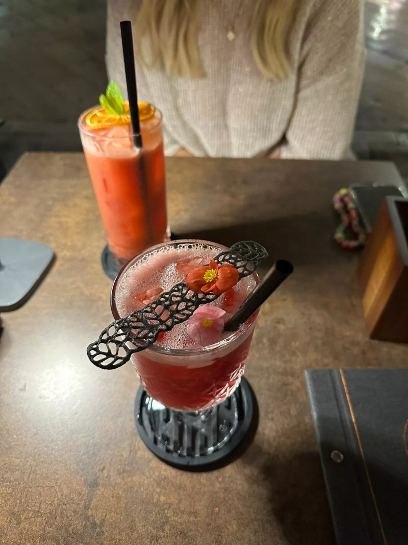 Bistro Tata's