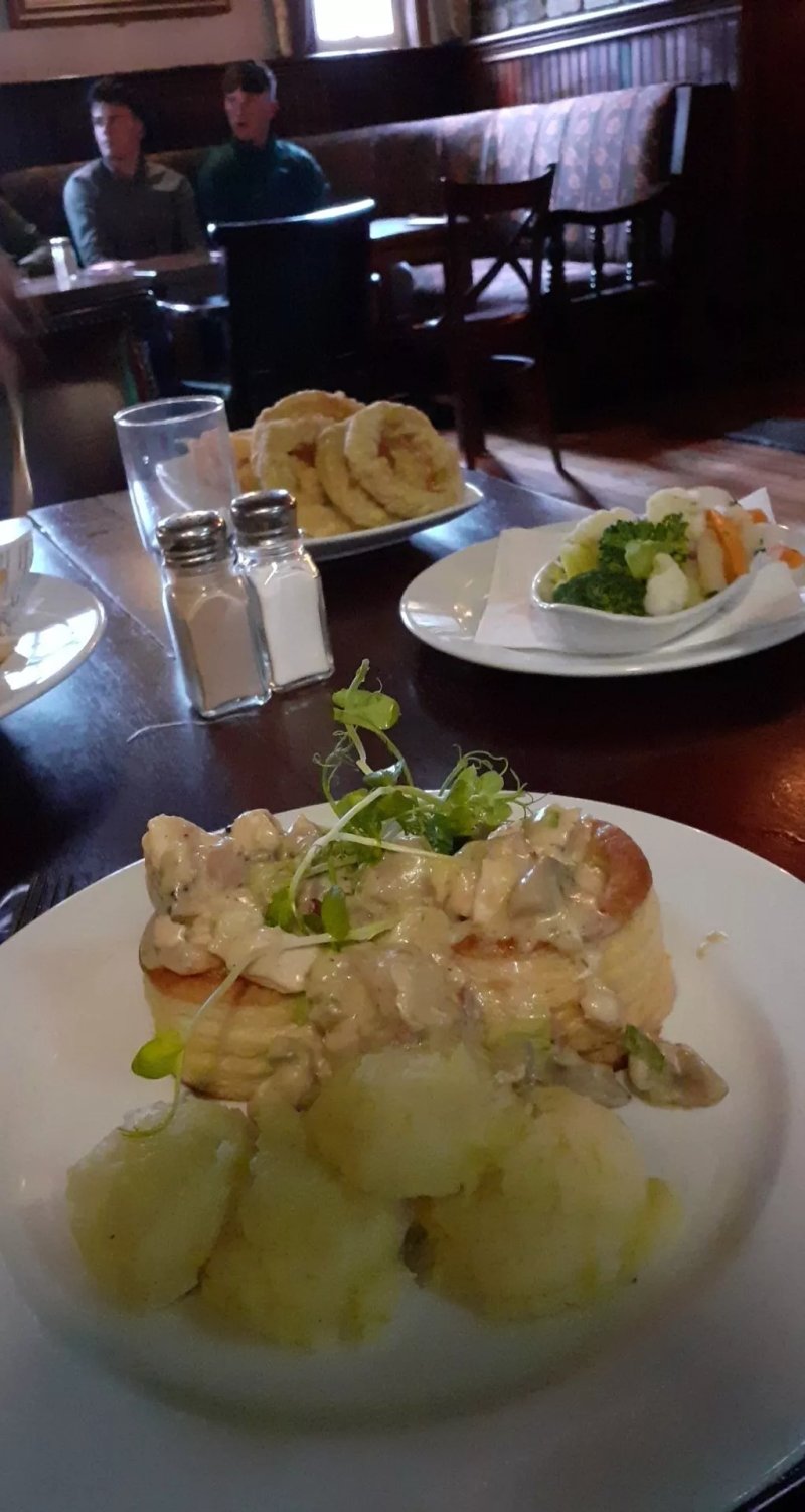 Nancy Hands Bar & Restaurant