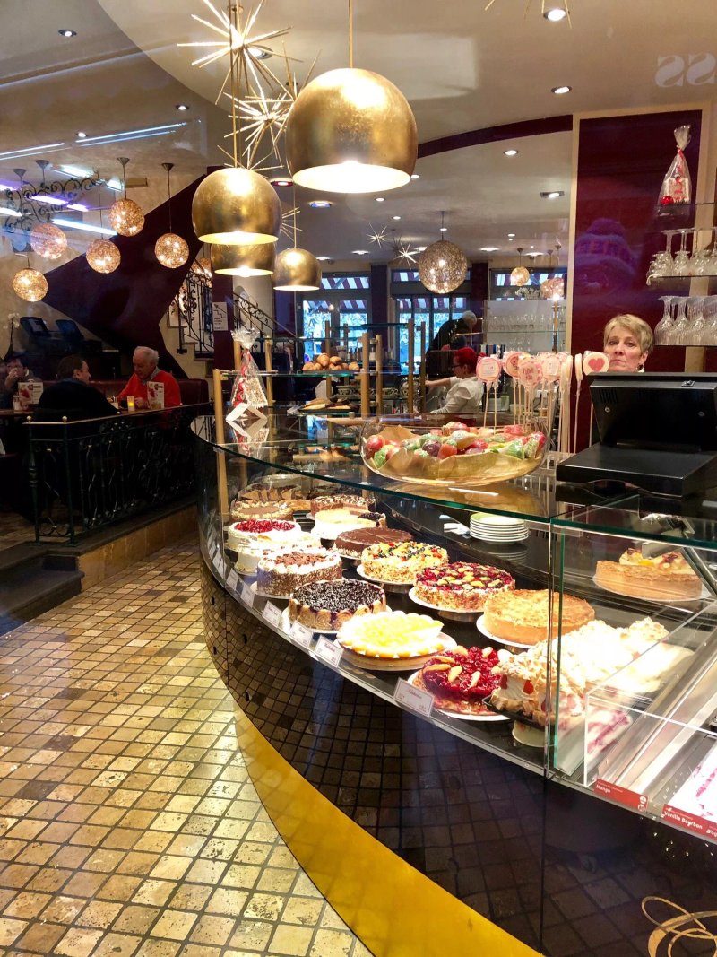 Cafe Filou Bistro