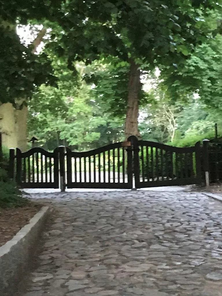 Friedhof Dorf Mecklenburg - Cintorin
