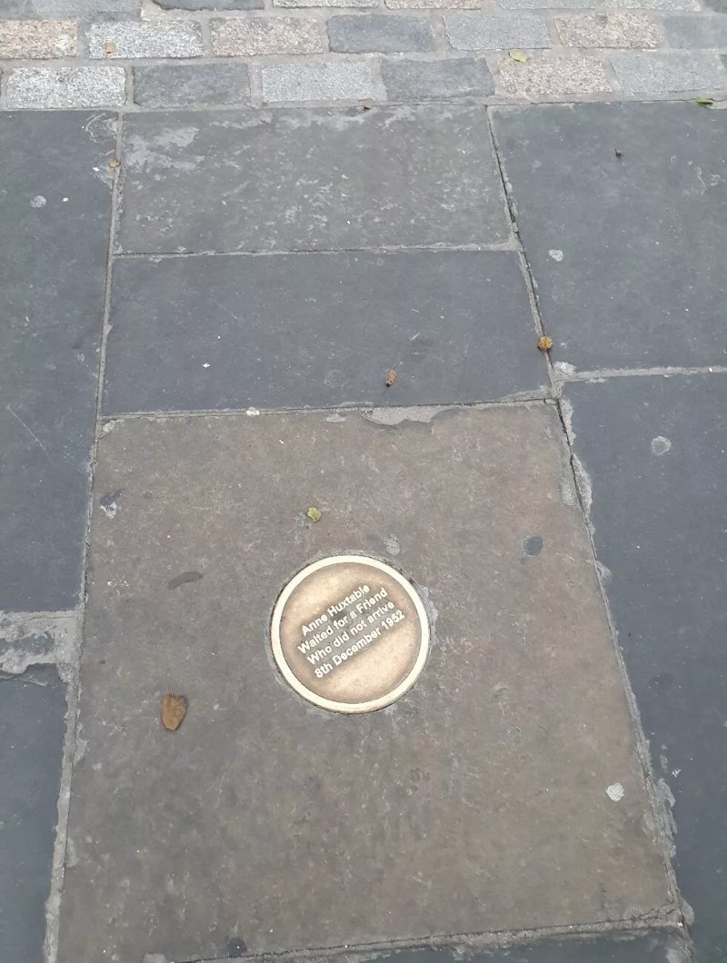 Anne Huxtable Waited For A Friend Monument