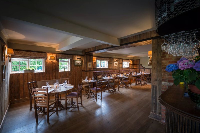 Hawk Inn Pub & Dining