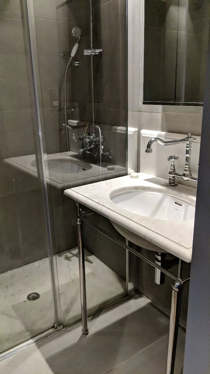Paddington Rob-Roy Executive Suites