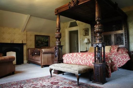 Burghope Manor