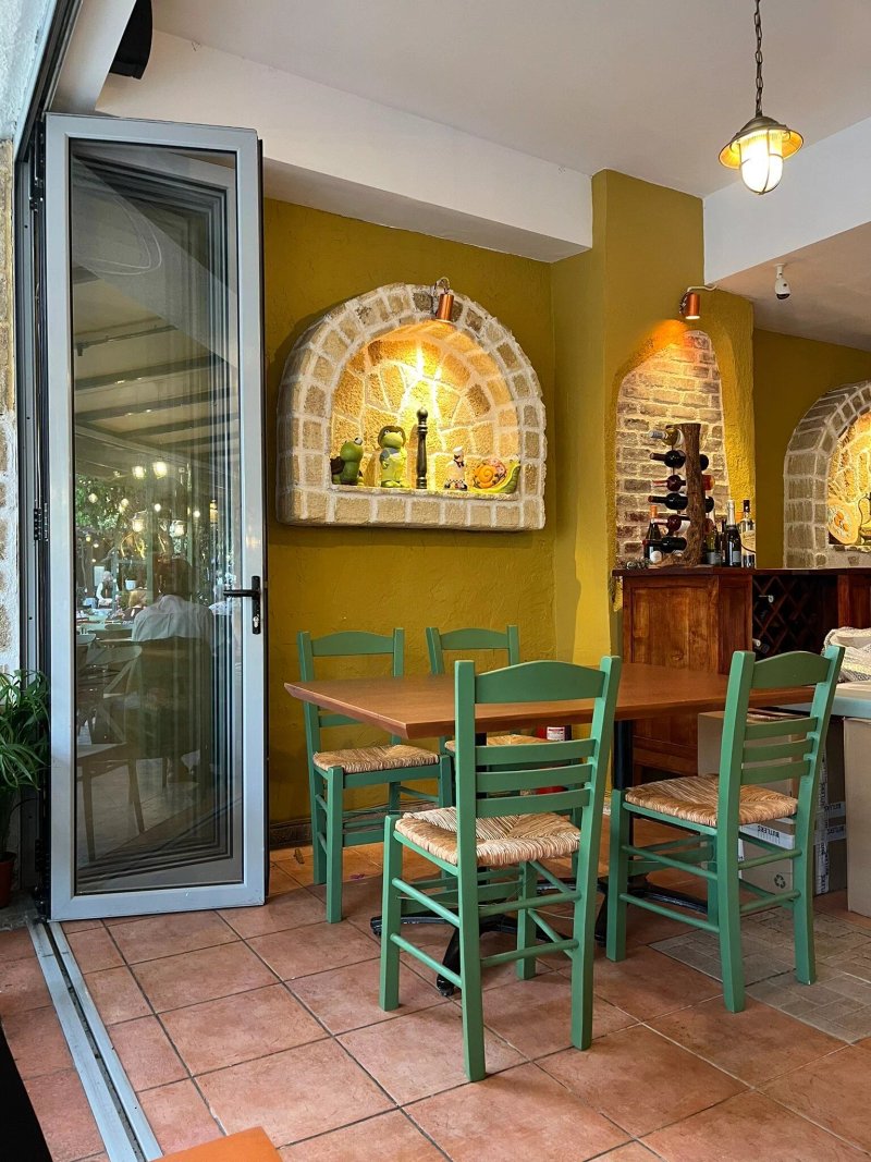 Dama Traditional Greek Restaurant