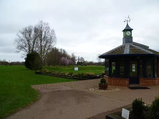 The Waterfront Hotel, Spa & Golf