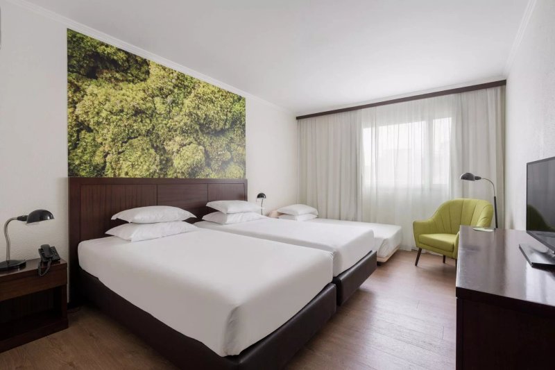 Neat Hotel Avenida